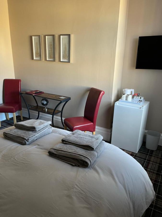 Carlton House Scarborough Hotel Bagian luar foto