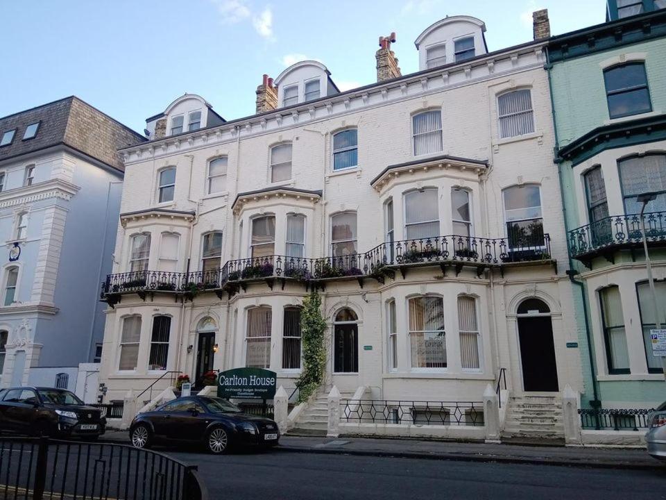 Carlton House Scarborough Hotel Bagian luar foto