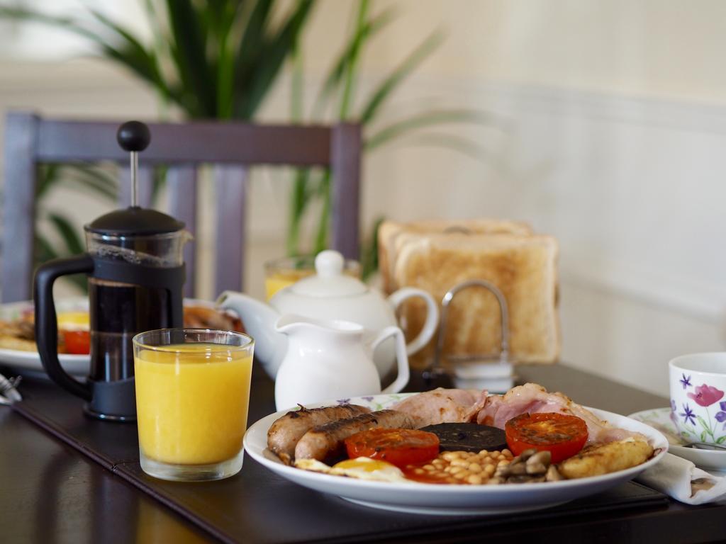 Carlton House Scarborough Hotel Bagian luar foto