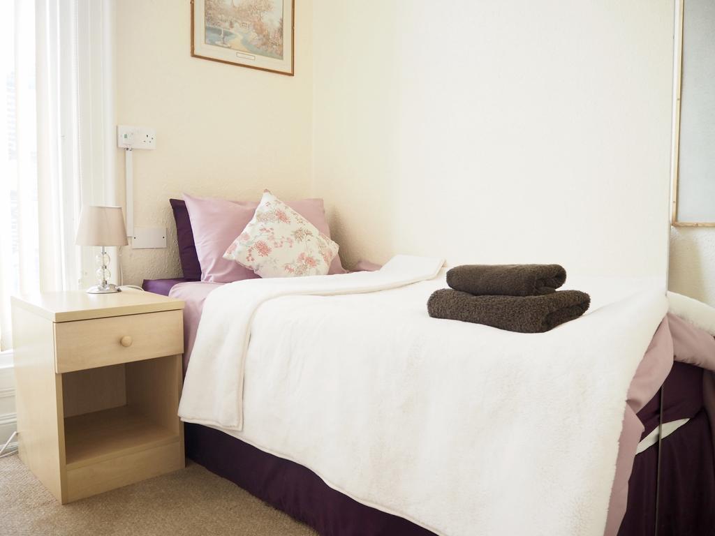 Carlton House Scarborough Hotel Bagian luar foto