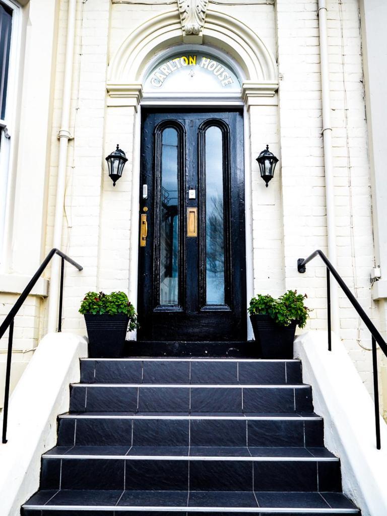 Carlton House Scarborough Hotel Bagian luar foto