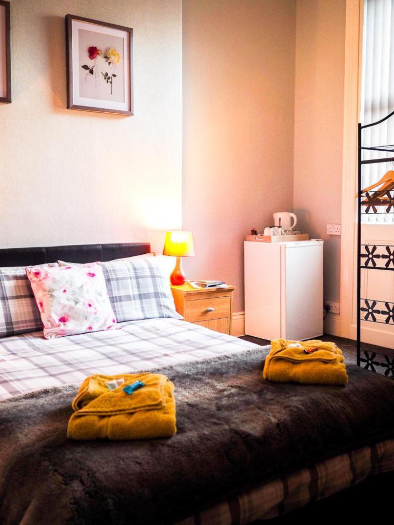Carlton House Scarborough Hotel Bagian luar foto